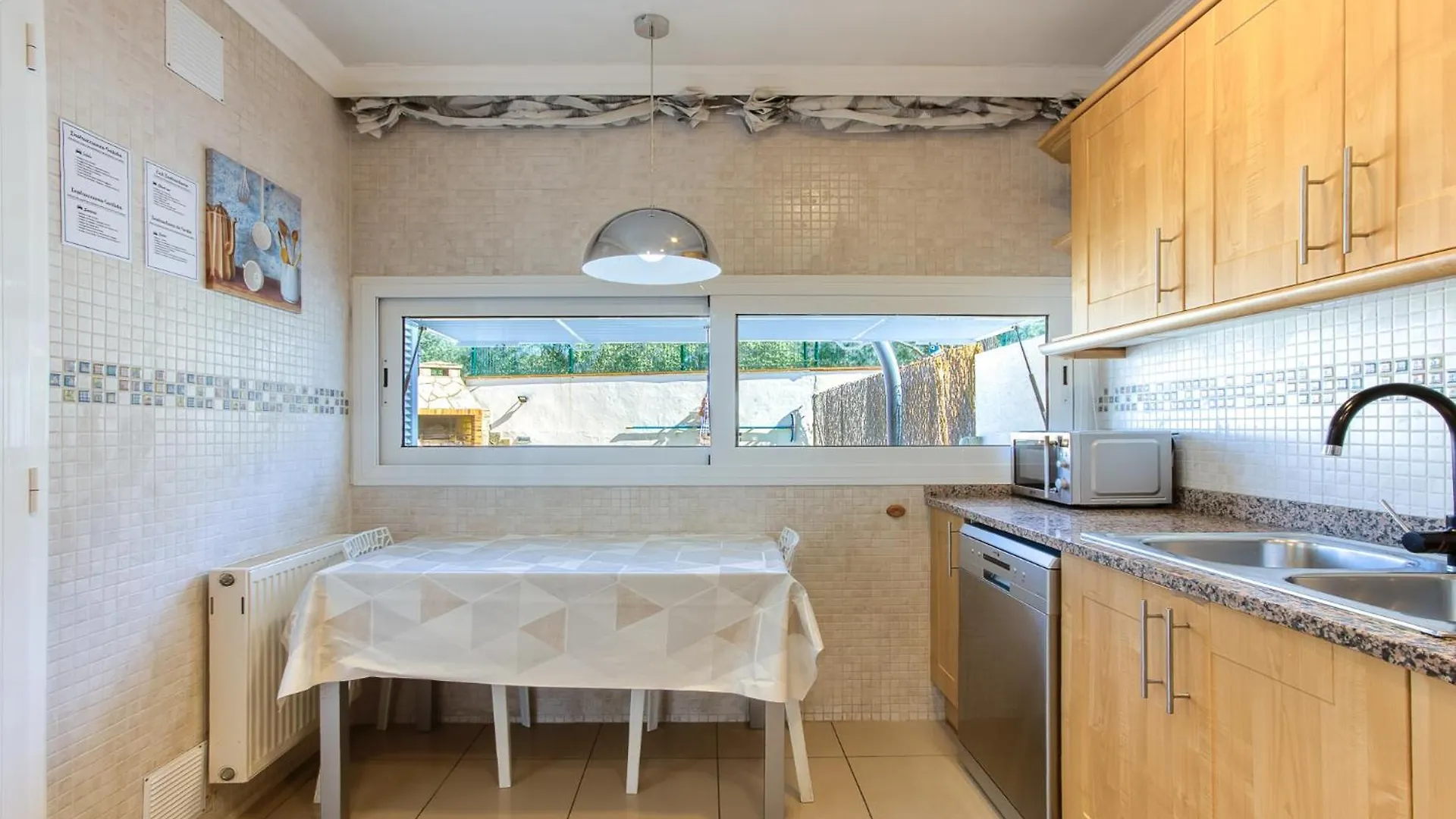 Сasa de vacaciones Villa Casa Praga Rosas